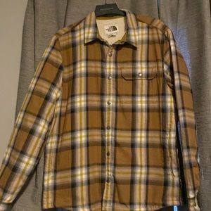 The North Face-Campshire Shirt (Men’s L)